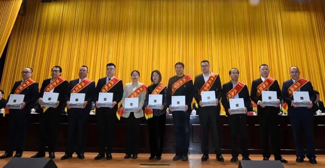 1683882717133854.jpg 640.jpg